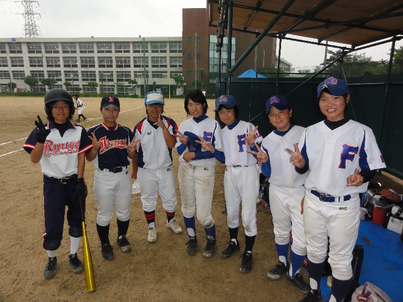 神戸弘陵学園女子硬式野球部公式ページへようこそ！