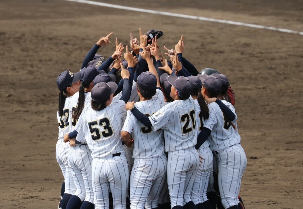 神戸弘陵学園女子硬式野球部公式ページへようこそ！